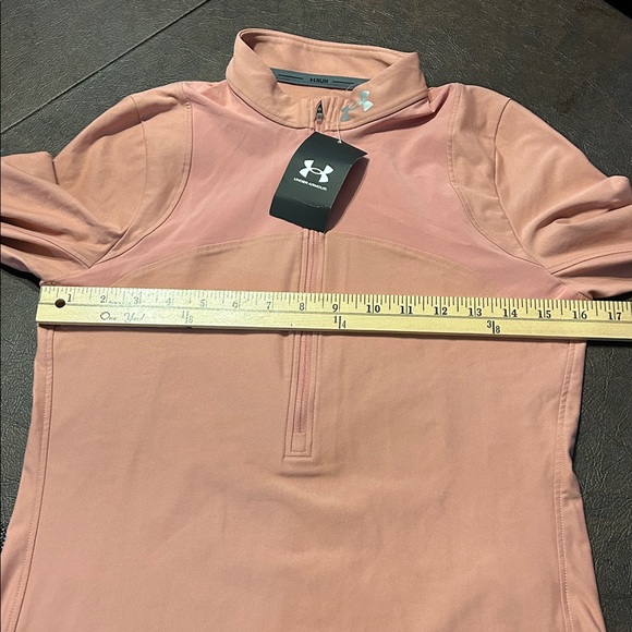 Women’s Under Armour Peach Sz XS Long Sleeve Heatgear Fitted Run Top - Picture 5 of 9